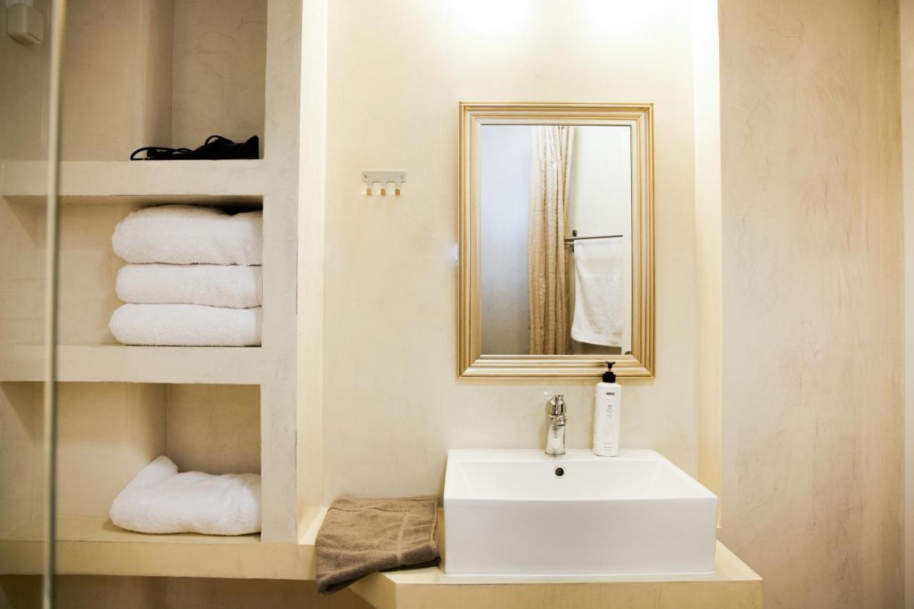 Praxitelis Luxury Apartments Atény Exteriér fotografie
