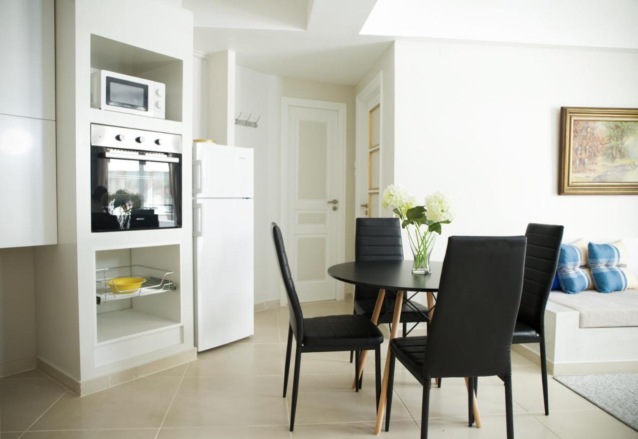 Praxitelis Luxury Apartments Atény Exteriér fotografie